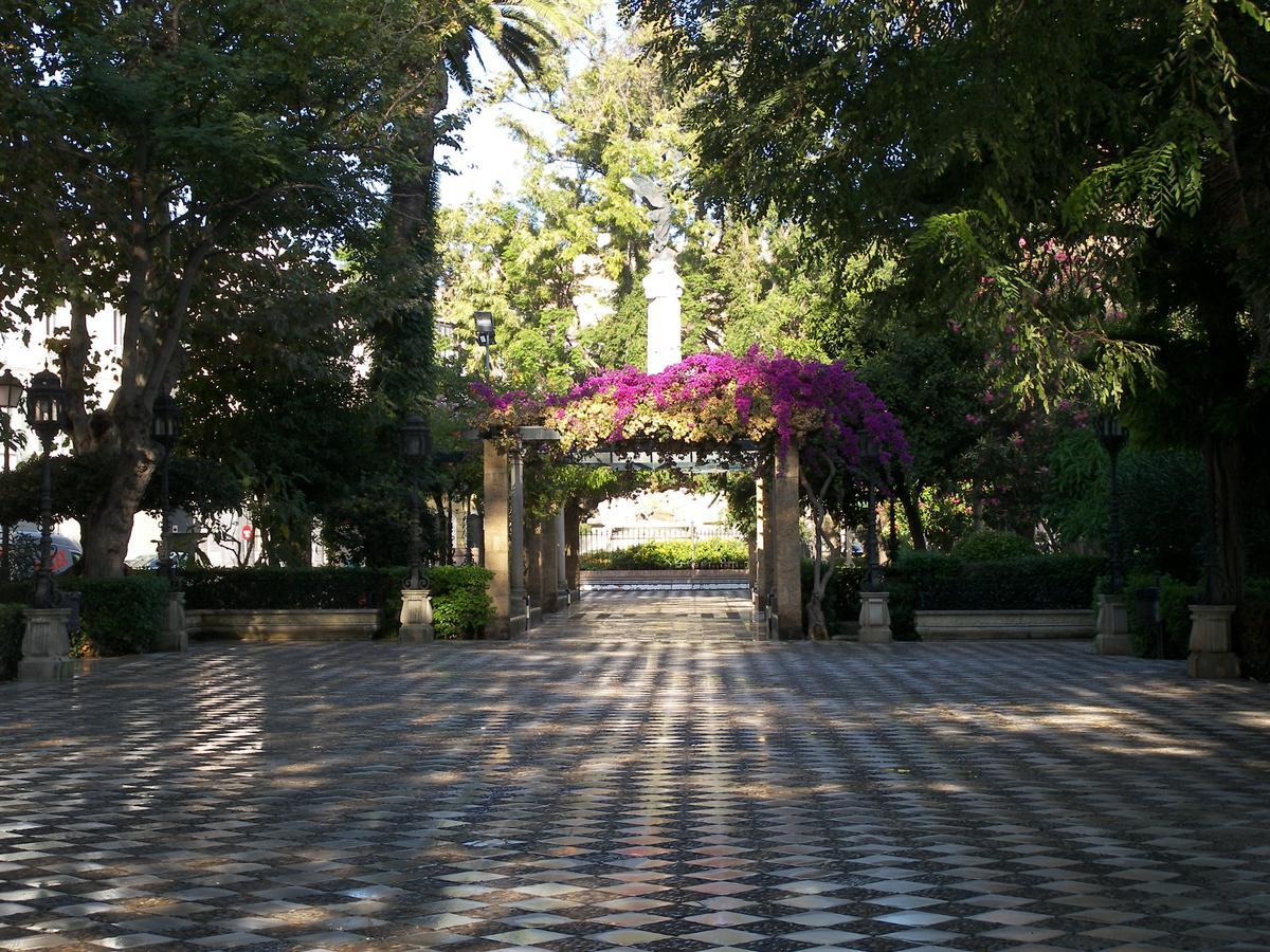 Apartmán Atico Centro Historico Cádiz Exteriér fotografie